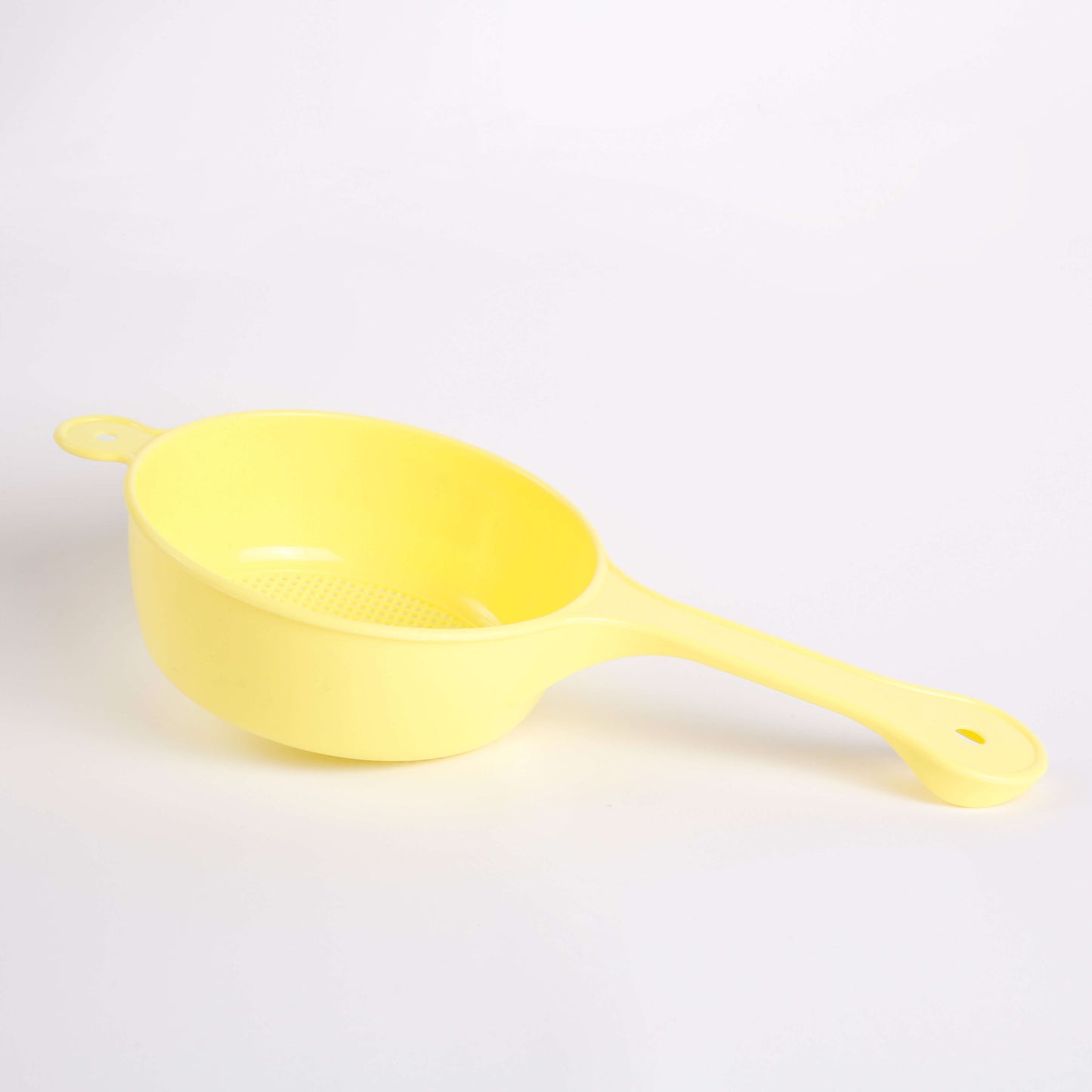 medium colander
